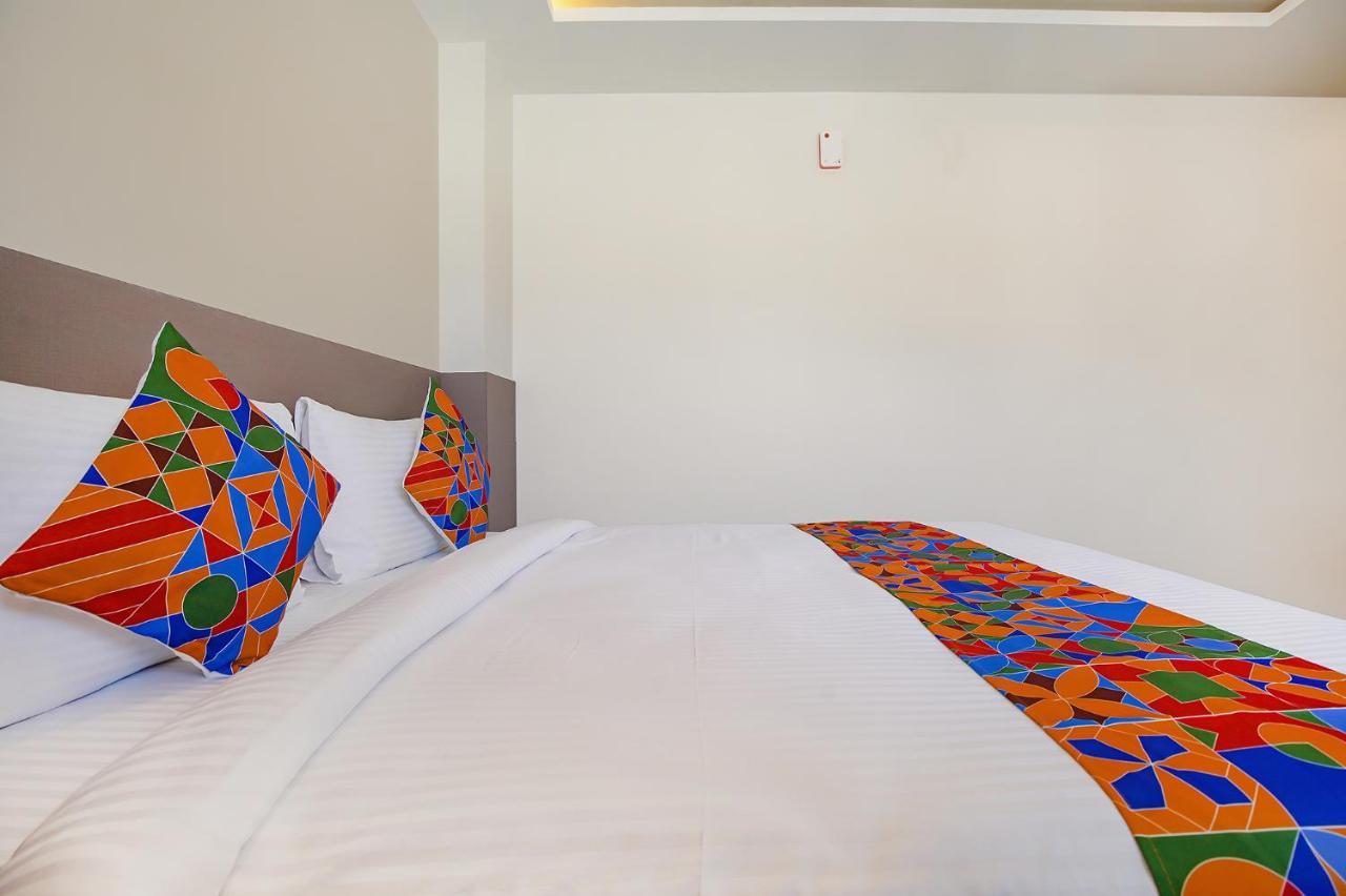 העיר בנגלור Fabhotel Athasri Inn - Nr Bellandur Railway Station מראה חיצוני תמונה